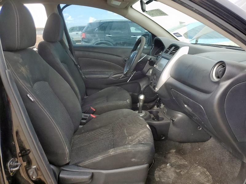 3N1CN7AP7KL835380 - 2019 NISSAN VERSA S BLACK photo 7