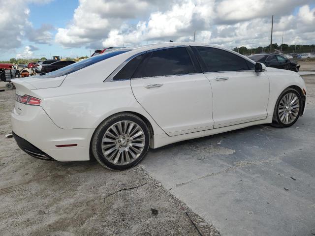 3LN6L2G93DR803159 - 2013 LINCOLN MKZ CREAM photo 3