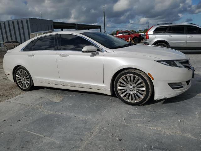 3LN6L2G93DR803159 - 2013 LINCOLN MKZ CREAM photo 4