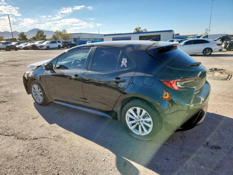 JTND4MBE5S3239272 - 2025 TOYOTA COROLLA SE BLACK photo 2