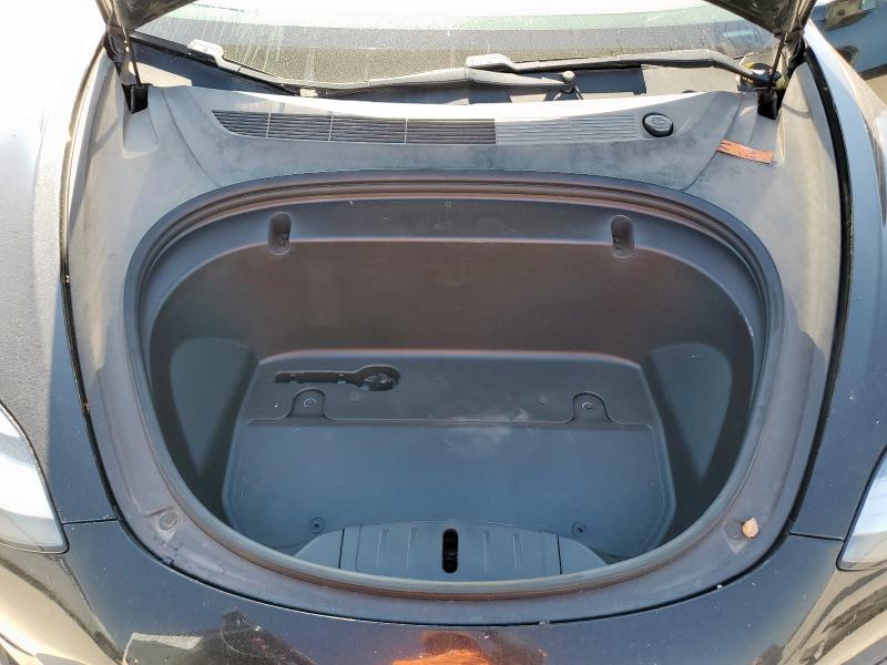 5YJ3E1EA1LF609352 - 2020 TESLA MODEL 3 Czarny zdjęcie 11