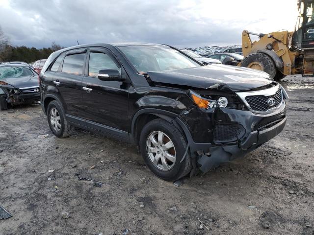 5XYKT3A18BG070089 - 2011 KIA SORENTO BASE BLACK photo 4