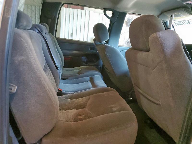 1GCHK23U16F140684 - 2006 CHEVROLET SILVERADO K2500 HEAVY DUTY WHITE photo 10