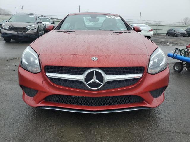 WDDPK3JA3JF151484 - 2018 MERCEDES-BENZ SLC 300 RED photo 5