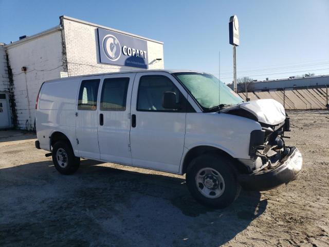 1GCGG25C591147785 - 2009 CHEVROLET EXPRESS G2 WHITE photo 4