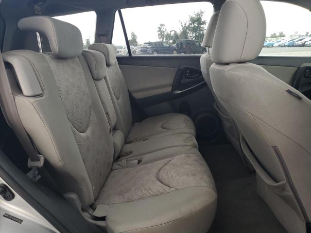 2T3BF4DV8AW050548 - 2010 TOYOTA RAV4 ვერცხლისფერი ფოტო 11