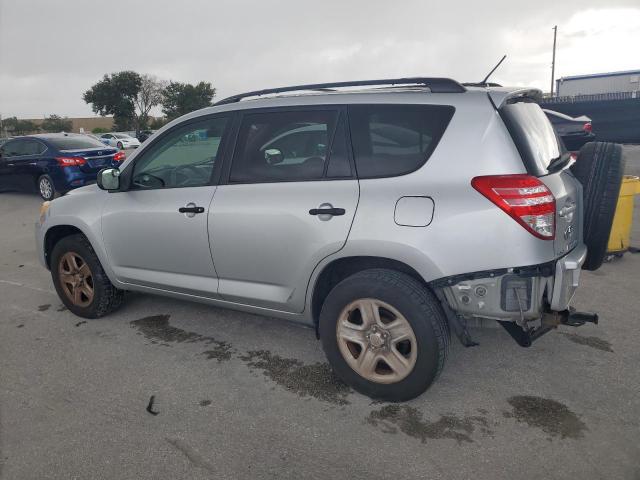 2T3BF4DV8AW050548 - 2010 TOYOTA RAV4 ვერცხლისფერი ფოტო 2