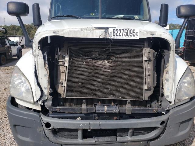 1FUJGLDR6DLBS1769 - 2013 FREIGHTLINER CASCADIA Белый фото 9