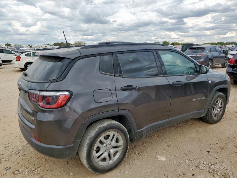 3C4NJCAB5JT223885 - 2018 JEEP COMPASS SPORT Серый фото 3