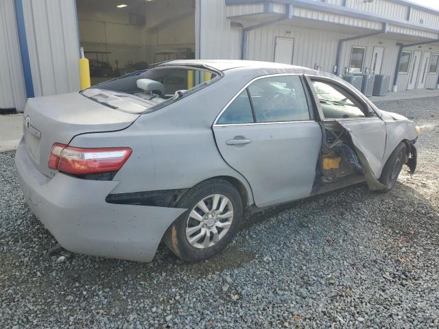 4T4BE46K48R032904 - 2008 TOYOTA CAMRY CE GRAY photo 3