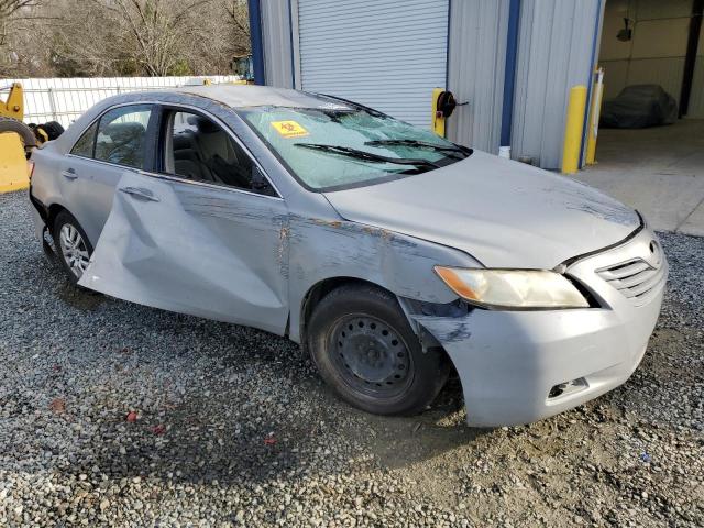 4T4BE46K48R032904 - 2008 TOYOTA CAMRY CE GRAY photo 4