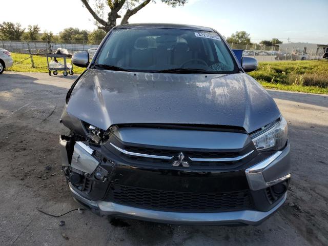 JA4AP3AU3JU019651 - 2018 MITSUBISHI OUTLANDER ES Gri fotoğraf 5