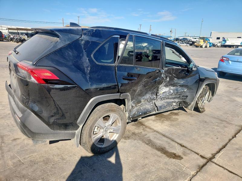 2T3P1RFV1RW489438 - 2024 TOYOTA RAV4 XLE BLACK photo 3