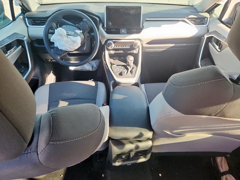 2T3P1RFV1RW489438 - 2024 TOYOTA RAV4 XLE BLACK photo 8