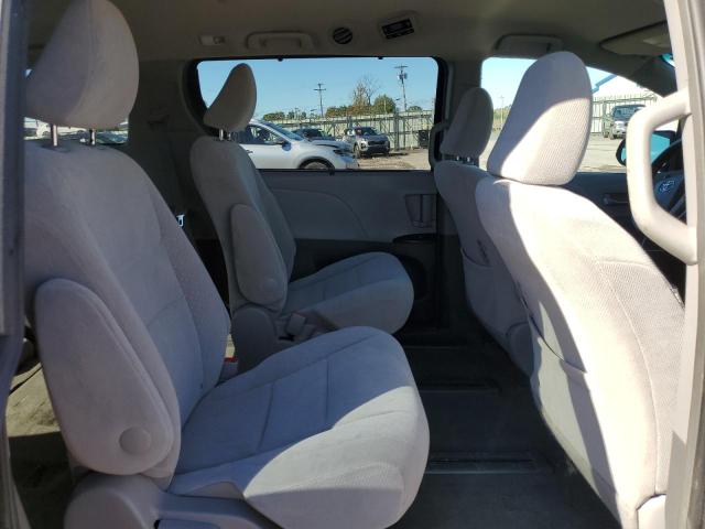 5TDJZ3DC6HS162059 - 2017 TOYOTA SIENNA LE 红色 照片 11