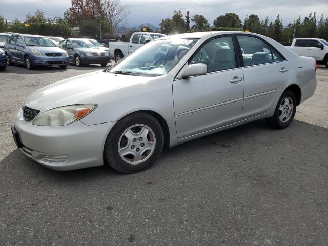 4T1BF30K13U557826 - 2003 TOYOTA CAMRY LE SILVER photo 1