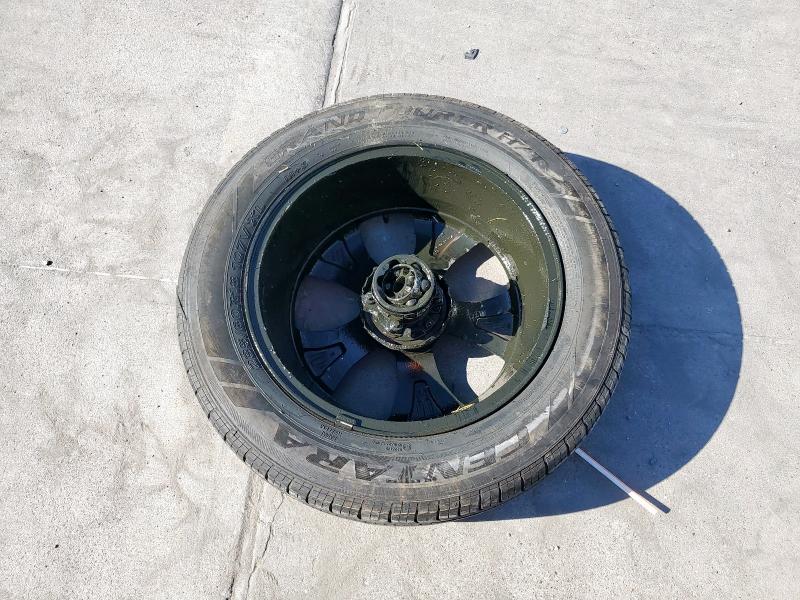 1C4PJMCX9JD508828 - 2018 JEEP CHEROKEE LATITUDE 黑色 照片 13