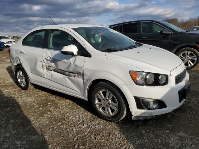 1G1JC5SB9F4139156 - 2015 CHEVROLET SONIC LT WHITE photo 4