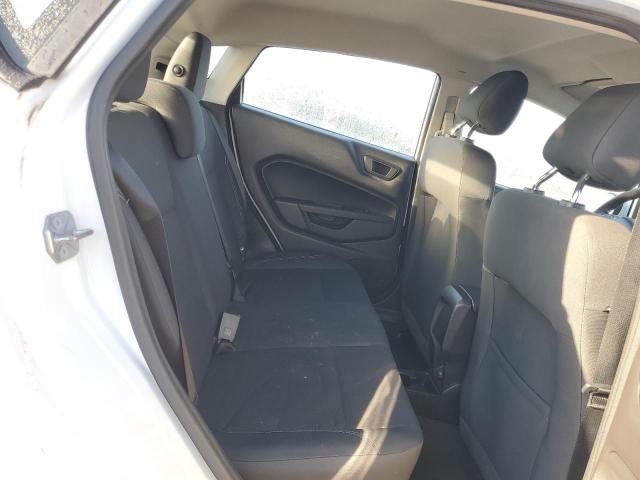 3FADP4EJ2JM106654 - 2018 FORD FIESTA SE Blanc photo 10