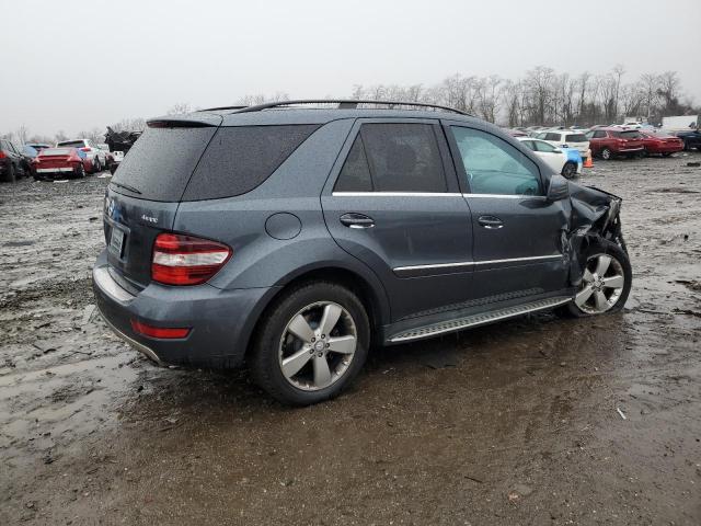 4JGBB8GB4BA703957 - 2011 MERCEDES-BENZ ML 350 4MATIC CHARCOAL photo 3