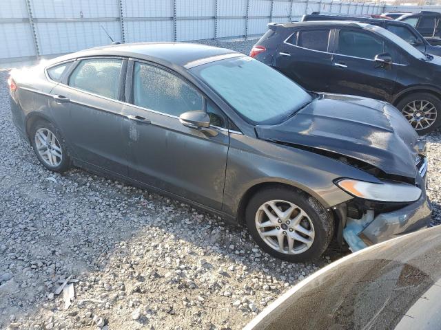 3FA6P0H70GR325335 - 2016 FORD FUSION SE CHARCOAL photo 4