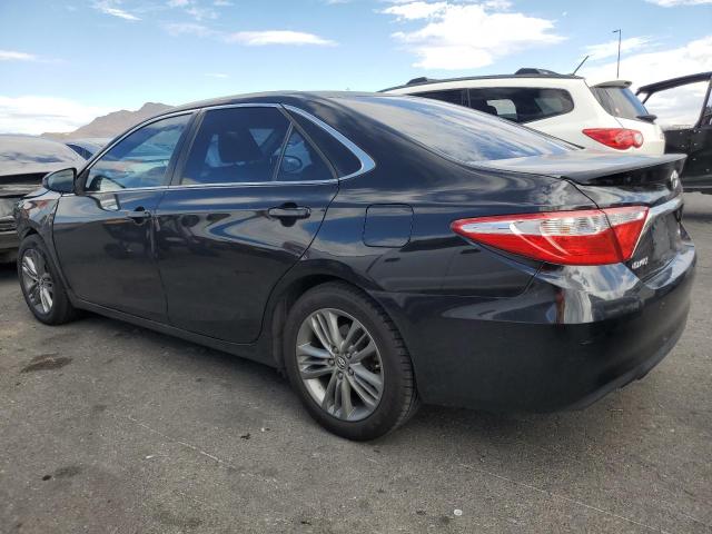 4T1BF1FK3FU900135 - 2015 TOYOTA CAMRY LE 黑色 照片 2