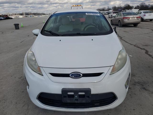 3FADP4FJ4BM105568 - 2011 FORD FIESTA SES WHITE photo 5