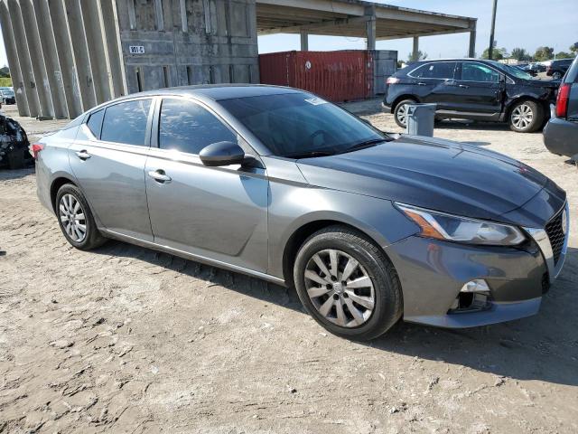 1N4BL4BV0LC246989 - 2020 NISSAN ALTIMA S CHARCOAL photo 4