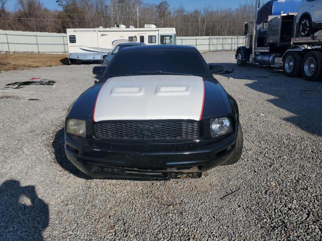 1ZVFT80N855157018 - 2005 FORD MUSTANG TWO TONE photo 5