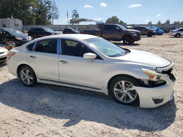 1N4AL3AP2DC111023 - 2013 NISSAN ALTIMA 2.5 WHITE photo 4