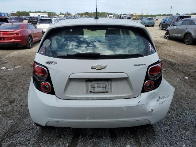 1G1JA6SH7D4103866 - 2013 CHEVROLET SONIC LS WHITE photo 6