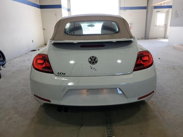 3VW5P7AT7DM818750 - 2013 VOLKSWAGEN BEETLE WHITE photo 6