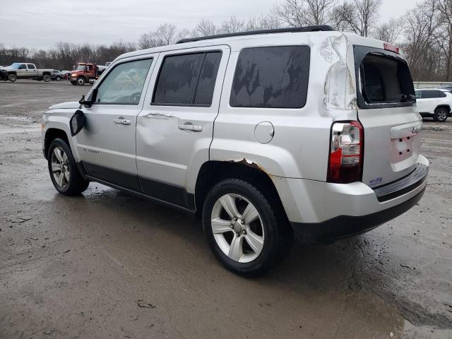 1C4NJPFB4CD552263 - 2012 JEEP PATRIOT LATITUDE SILVER photo 2