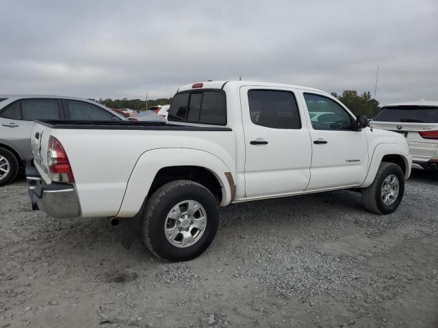 5TFJU4GN5BX008249 - 2011 TOYOTA TACOMA DOUBLE CAB PRERUNNER WHITE photo 3