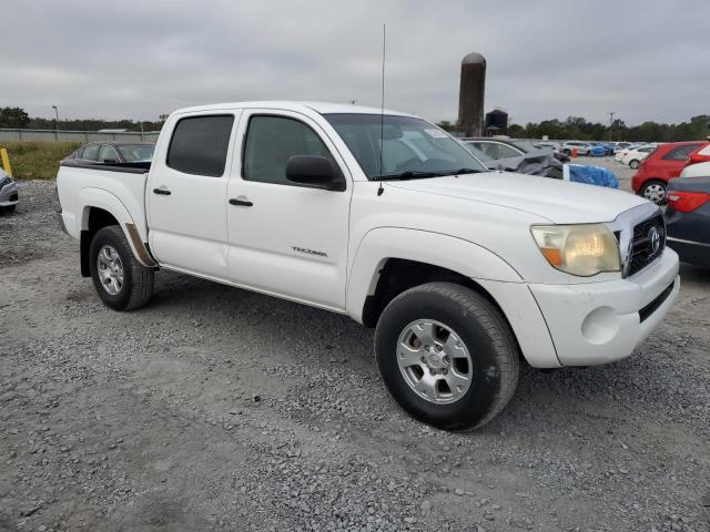 5TFJU4GN5BX008249 - 2011 TOYOTA TACOMA DOUBLE CAB PRERUNNER WHITE photo 4