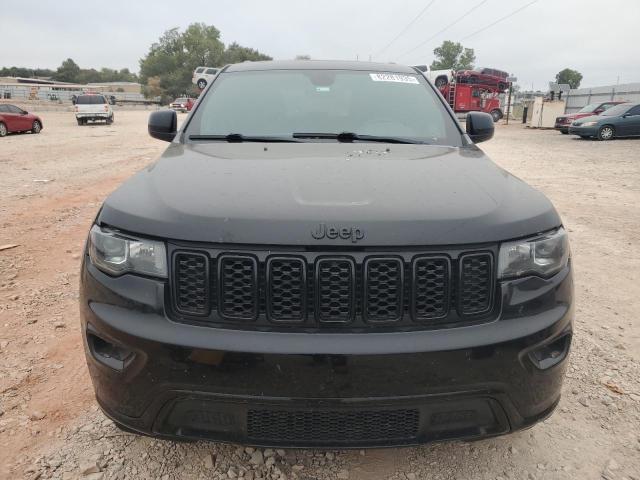 1C4RJFAG2HC753381 - 2017 JEEP GRAND CHER LAREDO BLACK photo 5