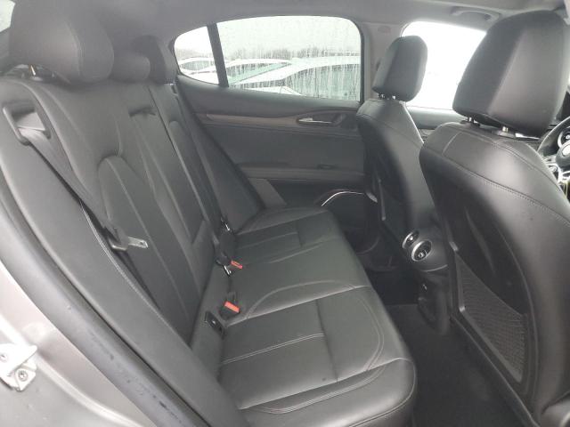 ZASFAKBN9J7B76721 - 2018 ALFA ROMEO STELVIO TI GRAY photo 11