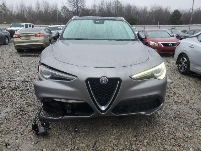 ZASFAKBN9J7B76721 - 2018 ALFA ROMEO STELVIO TI GRAY photo 5