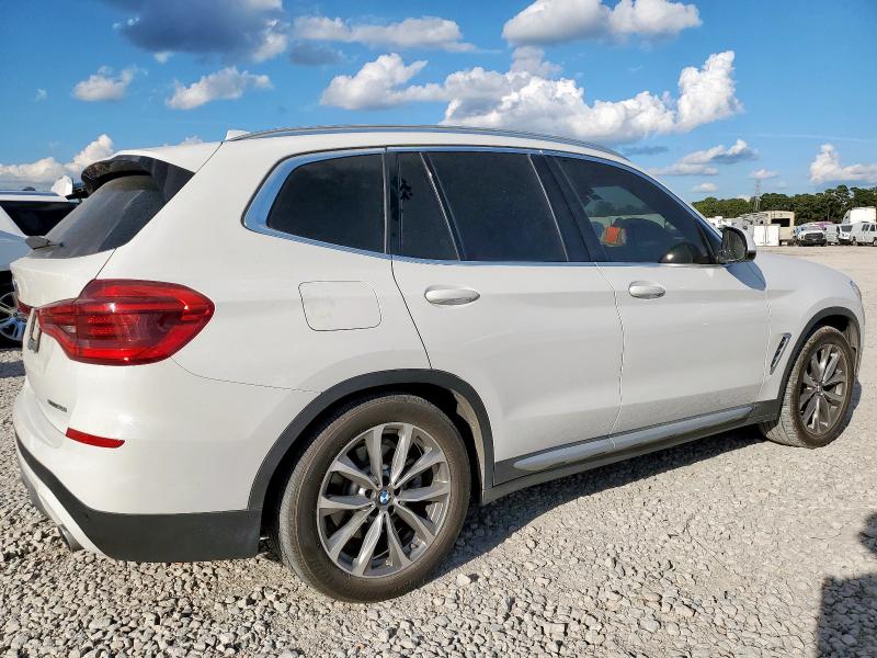 5UXTR7C52KLF31657 - 2019 BMW X3 SDRIVE30I WHITE photo 3