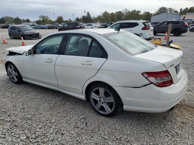 WDDGF8BB4BR187208 - 2011 MERCEDES-BENZ C 300 4MATIC WHITE photo 2
