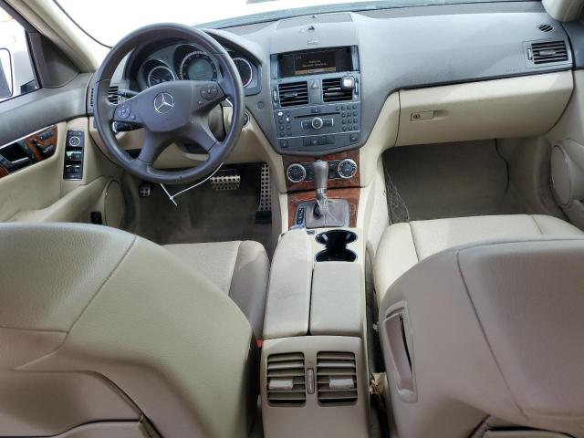 WDDGF8BB4BR187208 - 2011 MERCEDES-BENZ C 300 4MATIC WHITE photo 8