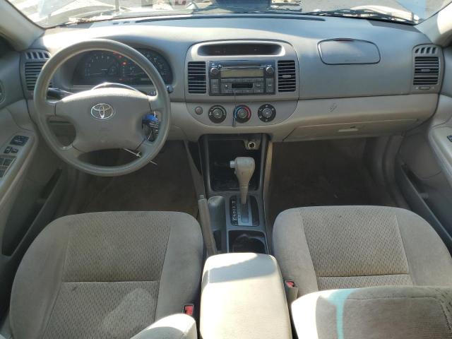 4T1BE32KX2U610070 - 2002 TOYOTA CAMRY LE ვერცხლისფერი ფოტო 8