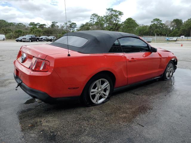 1ZVBP8EM8C5262464 - 2012 FORD MUSTANG RED photo 3