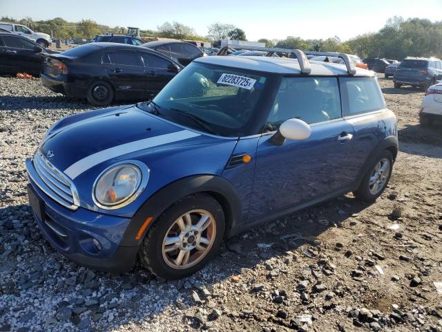2012 MINI COOPER, null
