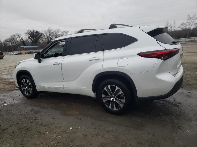 5TDHZRBH6NS574929 - 2022 TOYOTA HIGHLANDER XLE WHITE photo 2