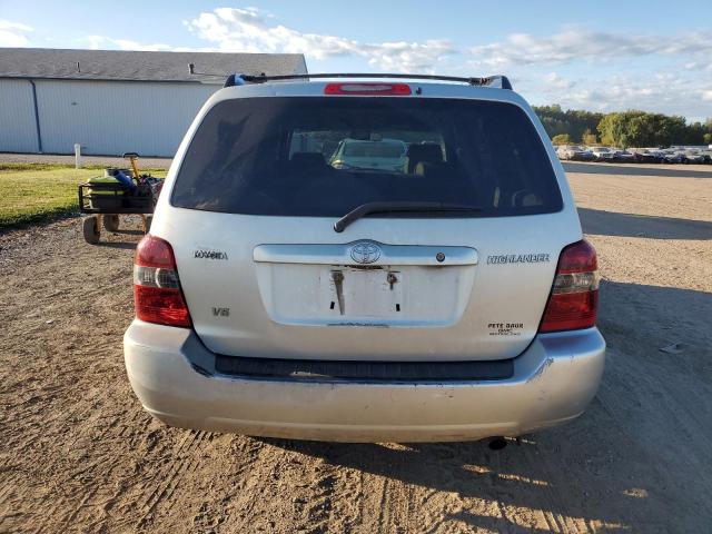 JTEDP21A140006021 - 2004 TOYOTA HIGHLANDER BASE فضي صورة 6