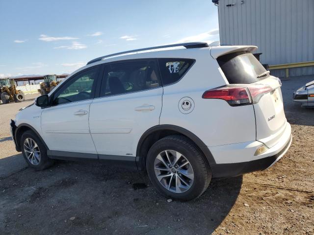 JTMRJREVXHD116341 - 2017 TOYOTA RAV4 HV LE Biały zdjęcie 2