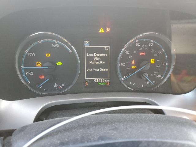 JTMRJREVXHD116341 - 2017 TOYOTA RAV4 HV LE Biały zdjęcie 9