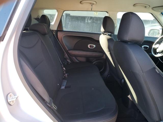 KNDJN2A29K7693873 - 2019 KIA SOUL SILVER photo 10