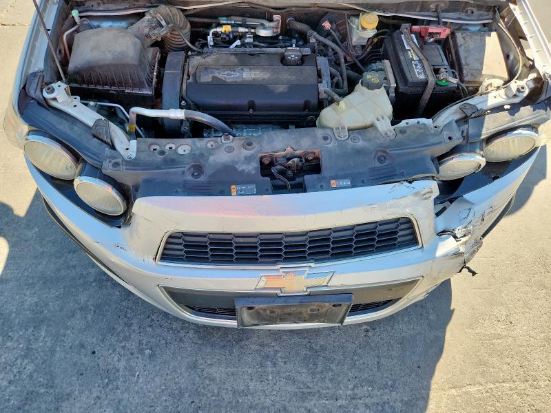 1G1JC5SH4F4175972 - 2015 CHEVROLET SONIC LT 银色 照片 11